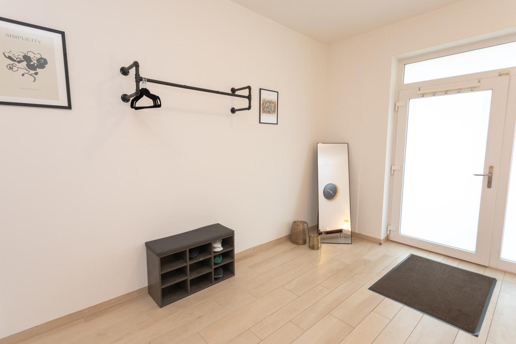 Stadthaus Mit 2 Schlafzimmern & Wohnzimmer Mit Kamin - Kostenloser Privat-Parkplatz Auf Dem Grundstueck Lipsko Exteriér fotografie