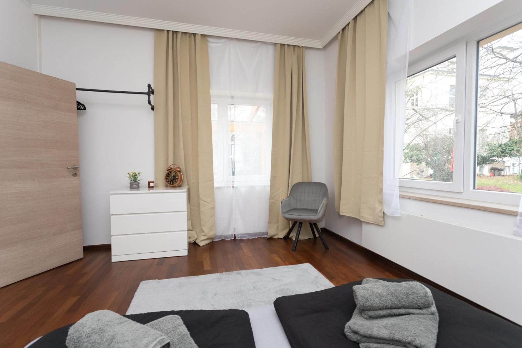 Stadthaus Mit 2 Schlafzimmern & Wohnzimmer Mit Kamin - Kostenloser Privat-Parkplatz Auf Dem Grundstueck Lipsko Exteriér fotografie
